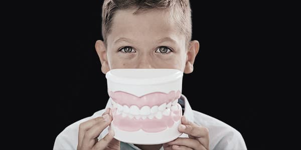 Odontopediatría en Viladecans - Dentista para Niños - Clínica Vela-Segalà